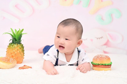 灯塔两岁宝宝晚上哭